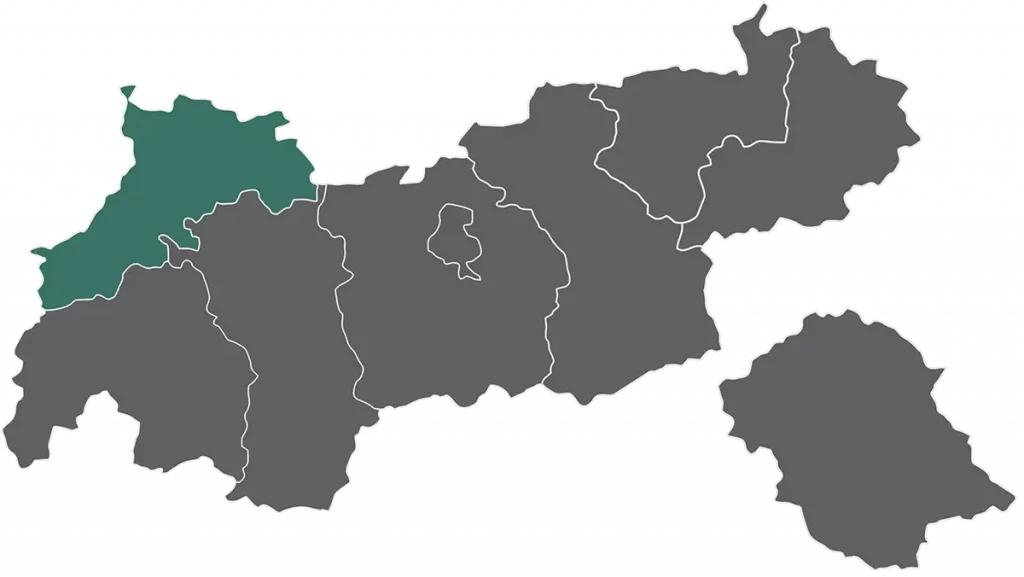 Tirol Karte mit hervorgehobenem Bezirk Reutte